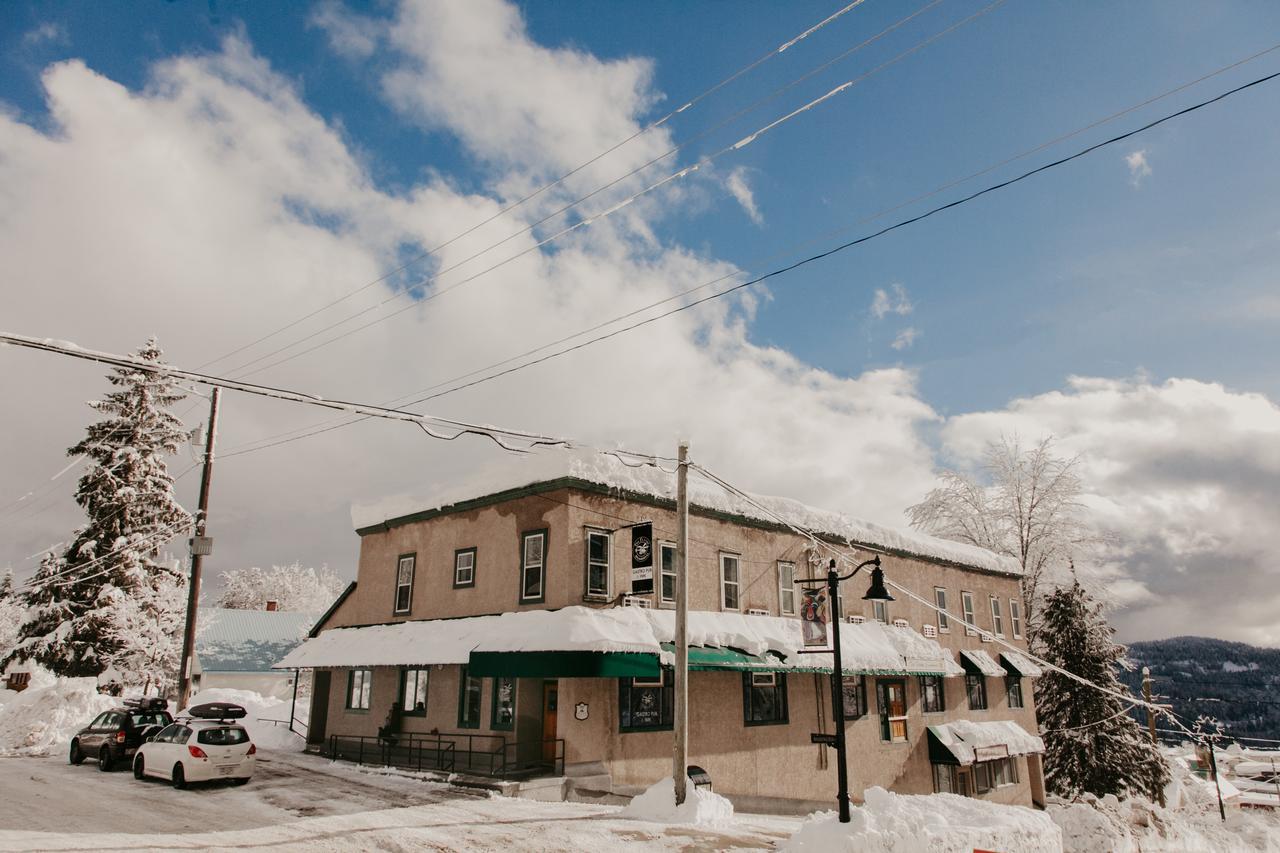 The Flying Steamshovel Inn Росленд Екстериор снимка