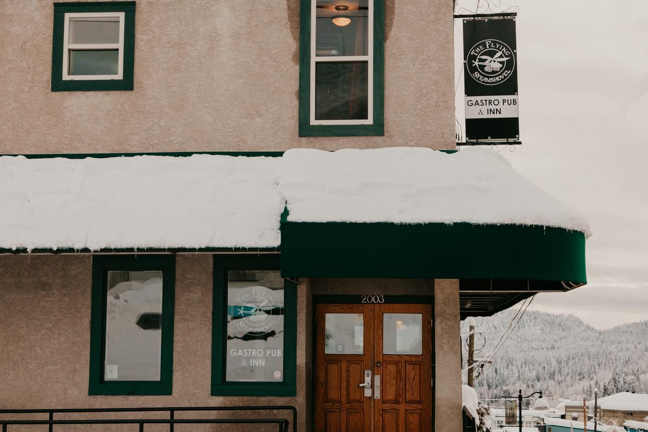 The Flying Steamshovel Inn Росленд Екстериор снимка